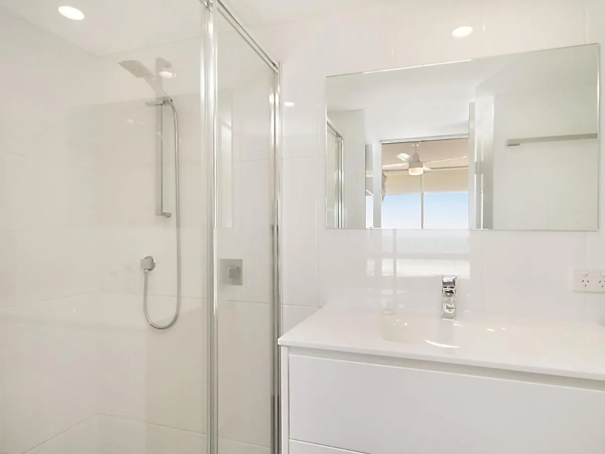 Kooringal Unit 20 Apartment Gold Coast Australia